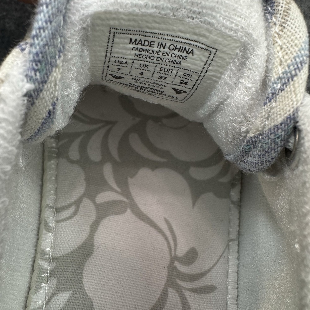 Roxy Summer Sky Canvas Sneaker Ivory/blue Stripe Women 7 Skater Girl Sporty NWOT - Picture 6 of 8